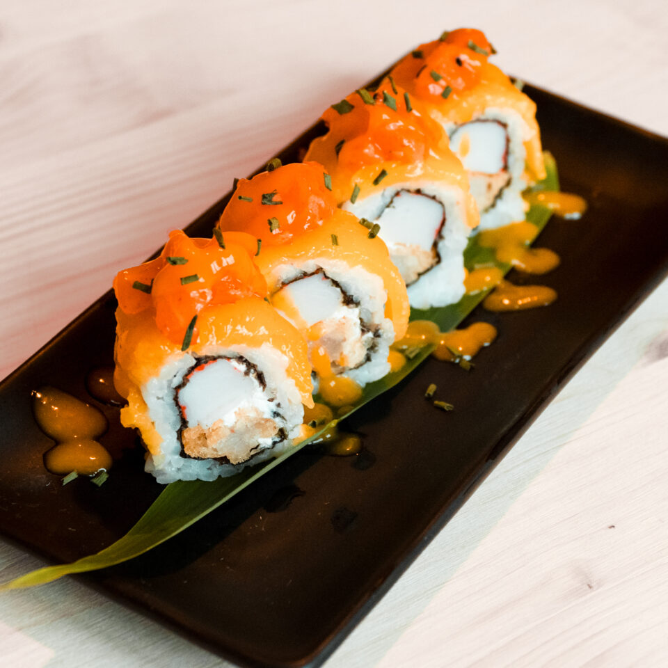 56_ebi_furuti_mango_roll_a_sq